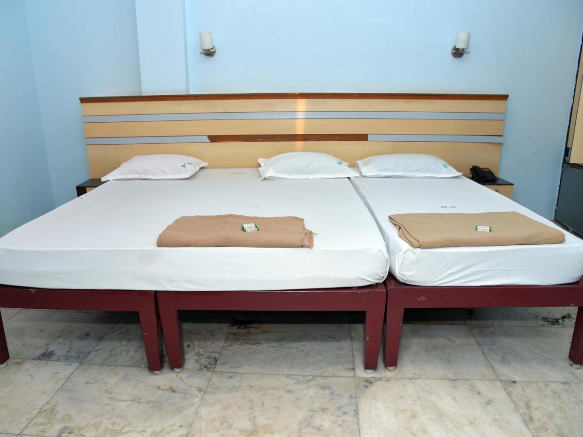 Hotel Aditya Puducherry Zewnętrze zdjęcie
