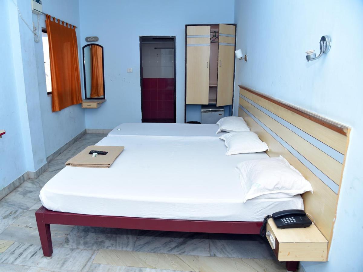 Hotel Aditya Puducherry Zewnętrze zdjęcie