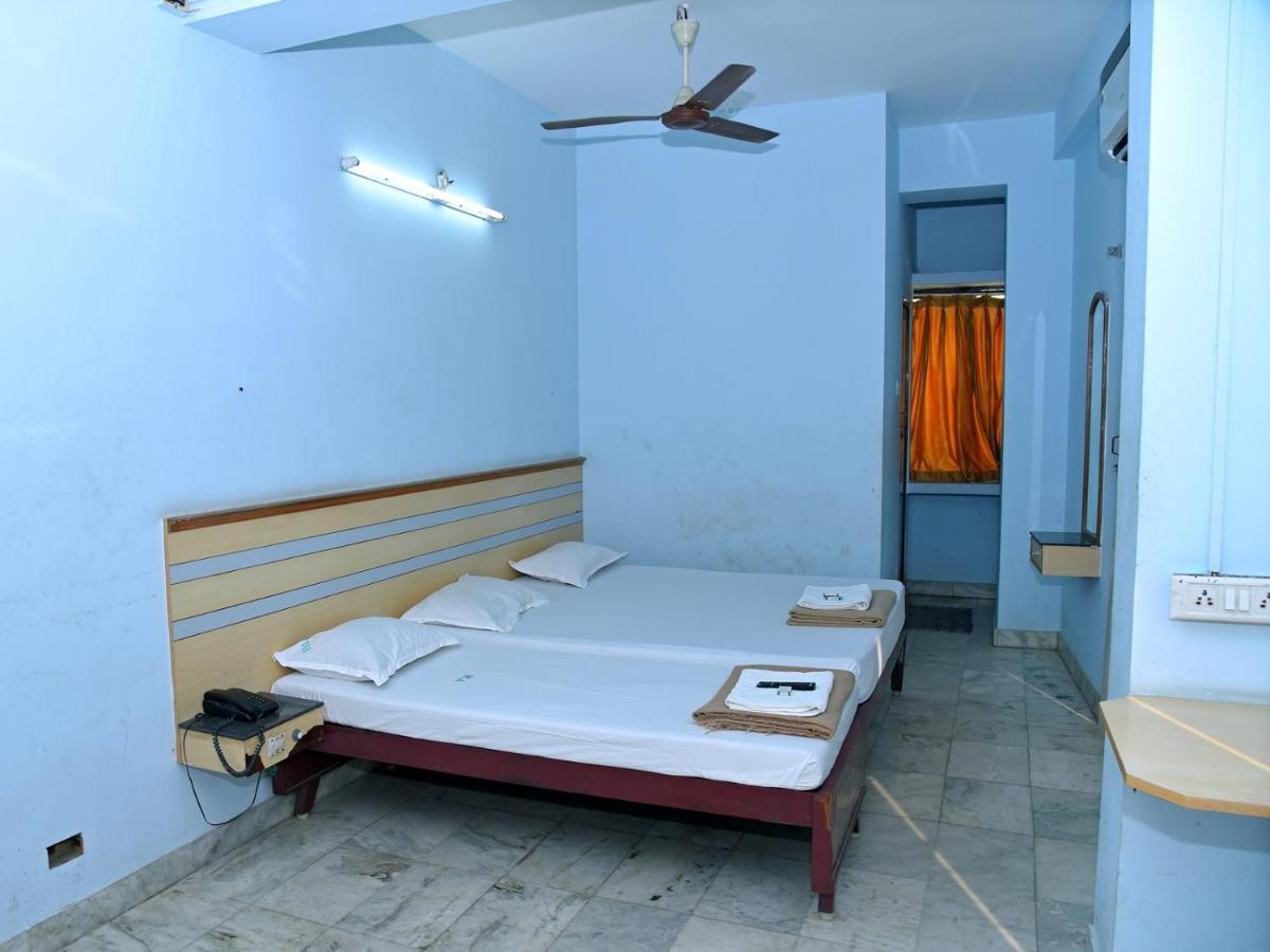 Hotel Aditya Puducherry Zewnętrze zdjęcie
