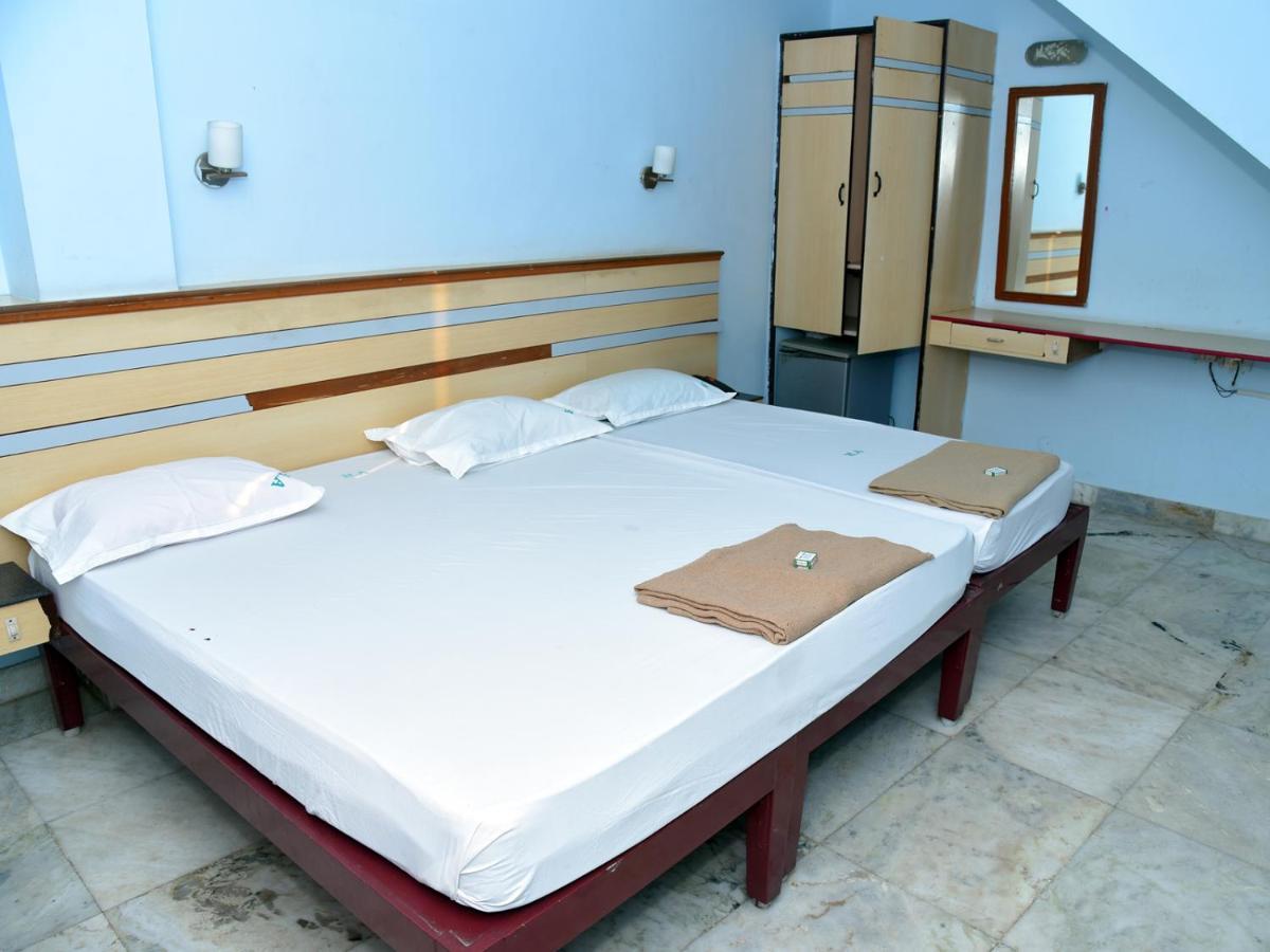 Hotel Aditya Puducherry Zewnętrze zdjęcie